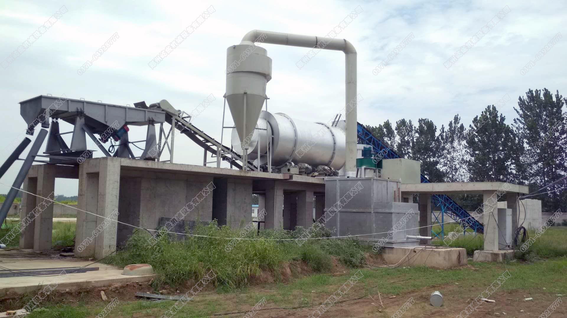 屹成機械干粉砂漿生產(chǎn)線配套河沙烘干機展示