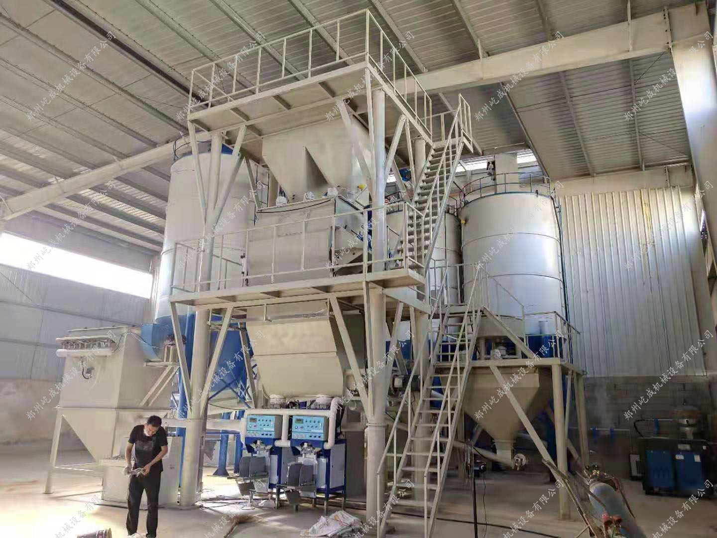 全自動(dòng)膩?zhàn)臃凵a(chǎn)線